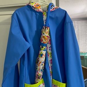 Girls size M/L raincoat with matching umbrella by Fantasia